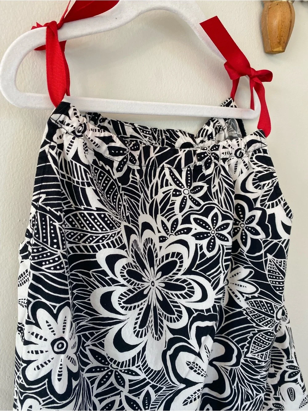 Hanna Andersson girls Black and White  Floral Print Cotton Dress - size 6